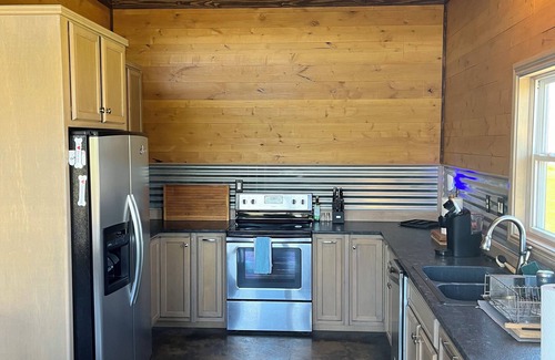 Gillham Cabin | Welcome to our wonderful riverfront property located on the Cossatot River!