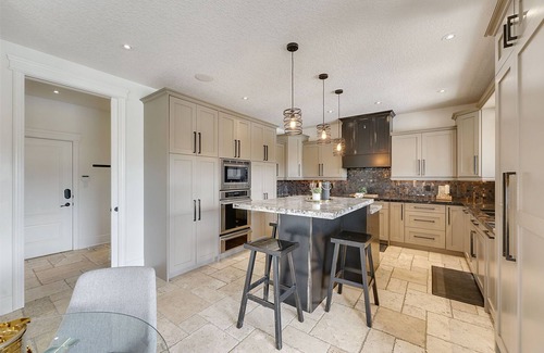 Cambridge House | Welcome to paradise in Cambridge Ontario!