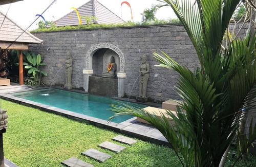 Ubud Villa | Welcome to Paradise. Quiet & Tranquil. Pool & Garden