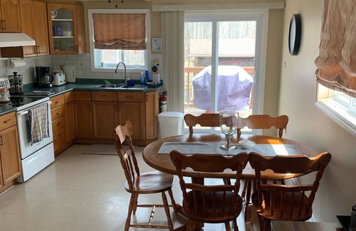 Sauble Beach House | Welcome to Red door cottage! Sauble Beach!