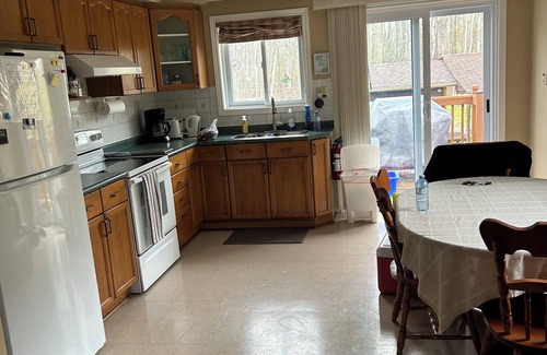 Sauble Beach House | Welcome to Red door cottage! Sauble Beach!