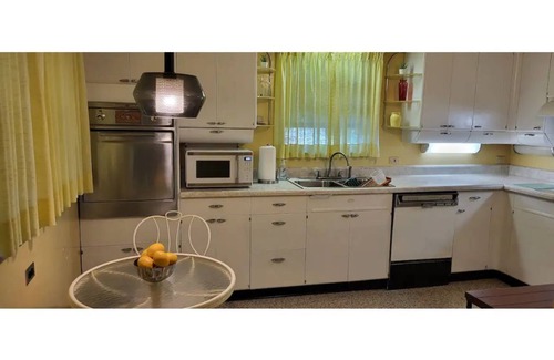 Indianapolis House | Welcome to Retro House! Take a trip back in time.