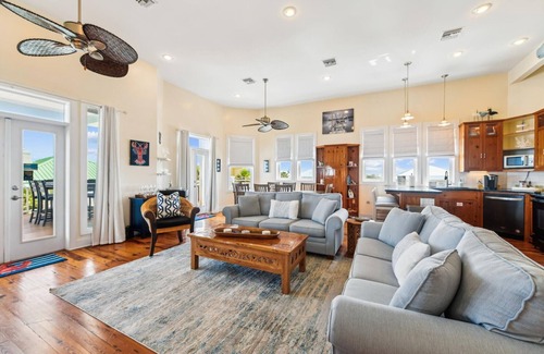 East End House | Welcome to Rock Lobster!