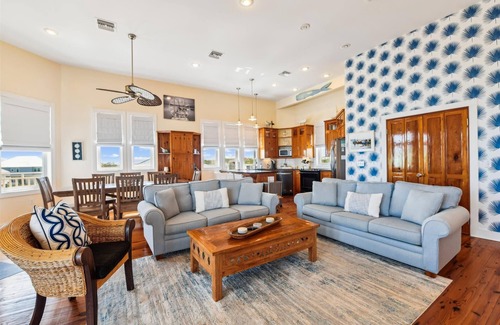 East End House | Welcome to Rock Lobster!