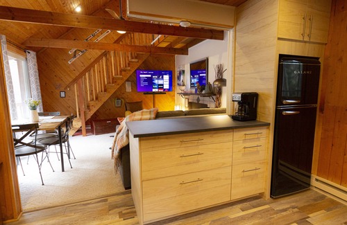 Garfield Cabin | Welcome to Rocky Top Cabins A & B- Basecamp for your adventures!