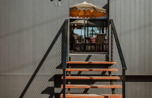 Newland House | Welcome to Salty Brush, indulge in luxury at Vivonne Bay.