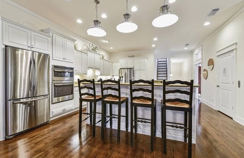 Plantation House | Welcome to Sandy Bottoms!
