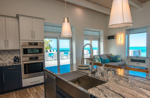 Tar Bay House | Welcome To Sandy Bum Relax In Luxury On TarBay Beach (4 Bedroom Listing)