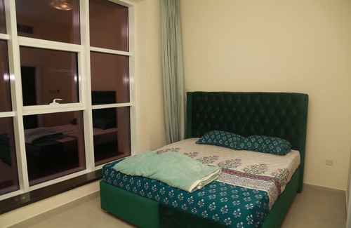Dubai Media City Apartment | Welcome to Sea View 2 Bed Rooms at Dubai Marina!