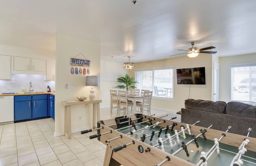 Northeast Virginia Beach Condo | Welcome to Seas the Stay! Newly Furnished & Steps from the Ocean & Boardwalk!