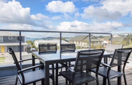 Snells Beach House | Welcome to Snells Ocean Views