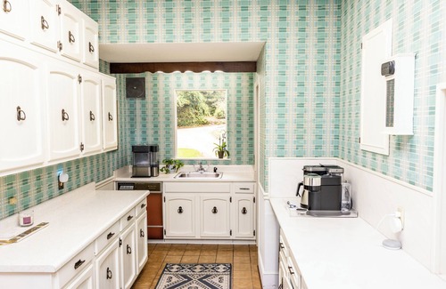 Summerville House | Welcome to Summerville! 1.0 miles from the Augusta National