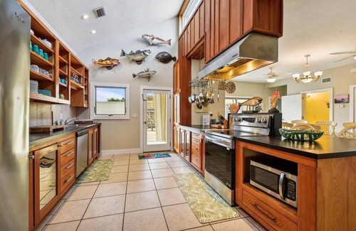 St. George Island House | Welcome to Sunset Sails & Wagging Tails!