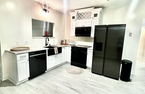 Ruth Apartment | Welcome to the Allure