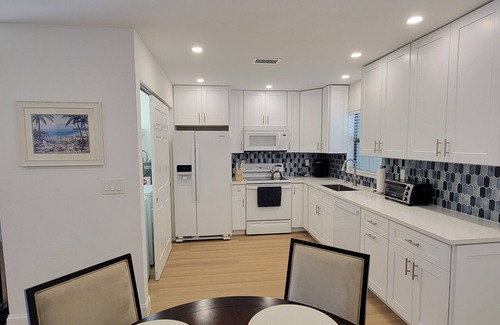 Bonita Springs House | Welcome to the Bonita Breeze! Prime location in the heart of Bonita Springs.