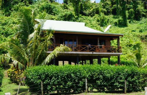 Savusavu House | Welcome to the Breakers at Maravu lagoon.