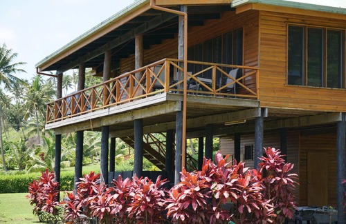 Savusavu House | Welcome to the Breakers at Maravu lagoon.
