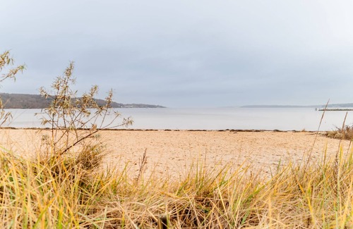 Schleswig-Flensburg District Apartment | Welcome to the Buchtidylle - your retreat by the sea!