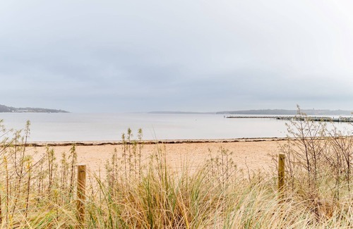 Schleswig-Flensburg District Apartment | Welcome to the Buchtidylle - your retreat by the sea!