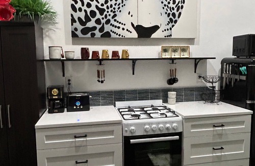 Eustis Cottage | Welcome to The Fahnstock Street Oasis! Just 2 miles from Downtown Mt. Dora