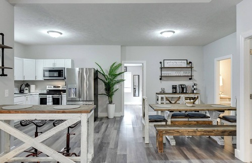 Lincoln House | Welcome to.the good life, 4 bed 2 bath house located in the heart of Lincoln