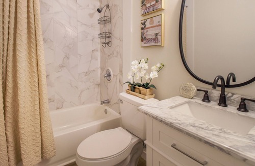Pooler House | Welcome to The Guest House on Manden Drive your home away from home