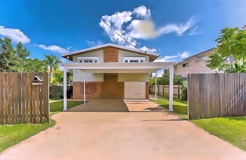 The Range House | Welcome to the heart of Central Queensland Australia!