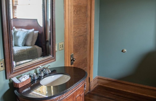 Sutton Bed & Breakfast | Welcome to the historic Elk River Hotel & Cafe! Located riverfront on the beautiful Elk River, and just 2 miles from I-79, you are moments away from all that the Sutton area has to offer. Guest in town to enjoy the gorgeous outdoor scenery and recrea