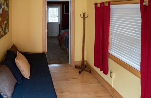Sutton Bed & Breakfast | Welcome to the historic Elk River Hotel & Cafe! Located riverfront on the beautiful Elk River, and just 2 miles from I-79, you are moments away from all that the Sutton area has to offer. Guest in town to enjoy the gorgeous outdoor scenery and recrea