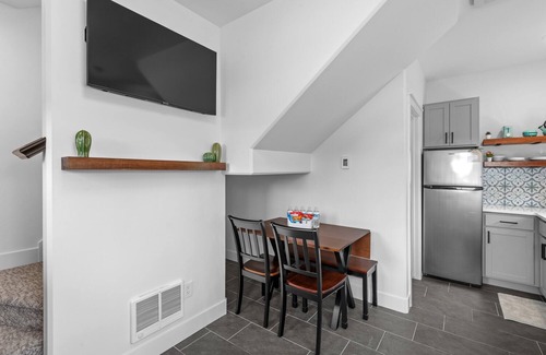 Idaho Falls House | Welcome to the Idaho Falls Tiny House - Sleeps 5