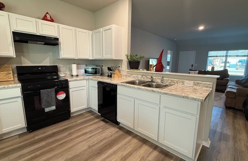 Searcy House | Welcome to The JOY House, a peaceful retreat perfect for the whole family!