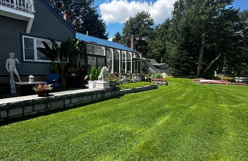 Northwood Cottage | Welcome to the Lake