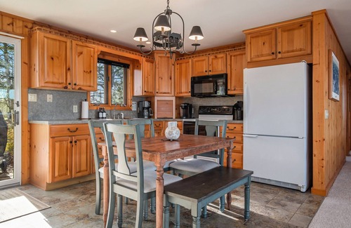 Bellaire Cottage | Welcome to the Loon Lodge on Intermediate Lake!