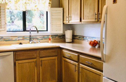 Westside Costa Mesa Condo | WELCOME TO THE MERMAID LOUNGE!