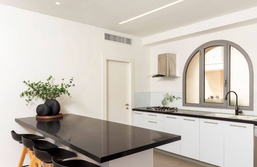 Emek Refaim Apartment | Welcome to «The Onyx» by MPJ vacation Rentals Ltd