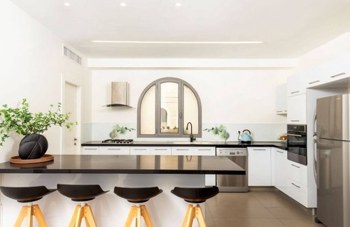 Emek Refaim Apartment | Welcome to «The Onyx» by MPJ vacation Rentals Ltd