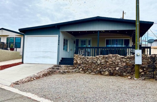 Cienega Springs House | Welcome to the River House! Bright peaceful desert/river home.