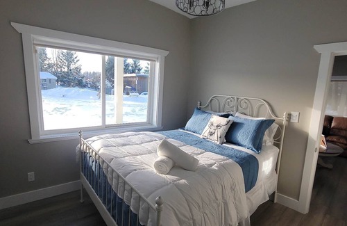 Courtenay Apartment | Welcome To The Roost!!