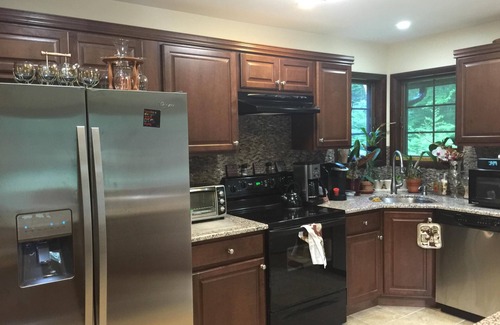 Round Top House | Welcome to the Shangri-La Chalet in The Catskills! Longterm rentals welcomed