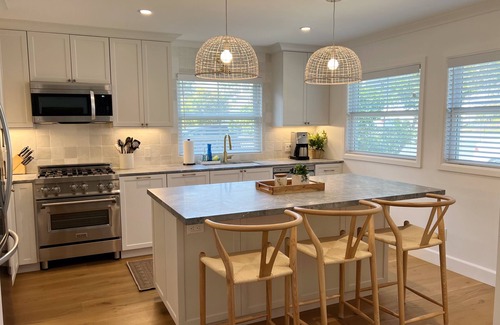Encinitas House | Welcome to the Surf Shack! Cozy & Stylish 2BD home- walkable to beach & 101!