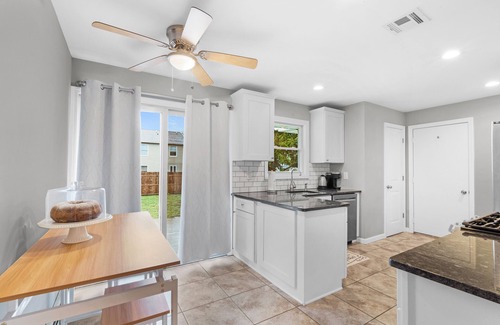 New Monmouth House | Welcome To NYC Sky Line BEACH Views Of Casa Azul! The Perfect Family Getaway!