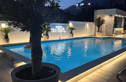 Sutomore Apartment | Welcome to Villa Kalina!