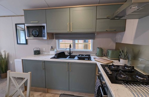 Malton Cabin | Welcome to Waterfoot Lodge - Your Gateway to Tranquility and Adventure!