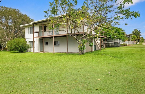 Tin Can Bay House | Welcome to Waterfront Views