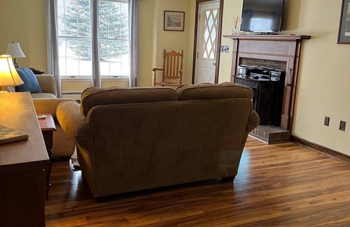 East Chatham House | Welcome to WIndswept Acres in the Berkshire Mts!