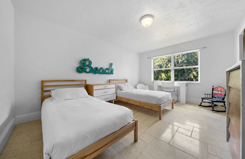 Southwest Ranches House | WELCOME TO YOUR PRIVATE OASIS, FULLY GATED ABD PRIVATE PROPERTY, HEATED POOL.