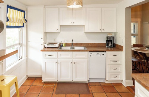 Driggers House | Welcome to your ideal beachside rental in the heart of New Smyrna Beach! .