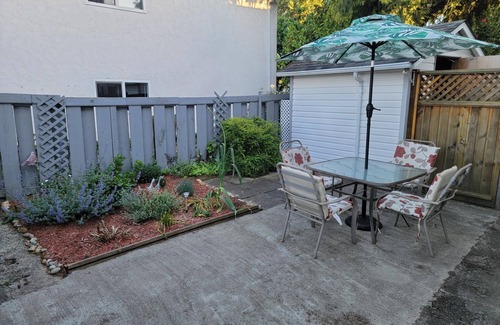 Langford Apartment | Welcome to your home away from home!