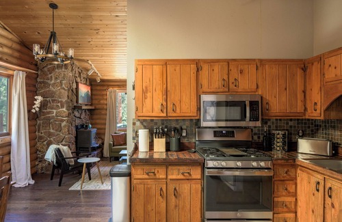Bailey Cabin | Welcome to your home away from home!