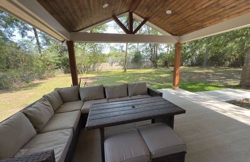 Egypt House | Welcome to your perfect getaway or family retreat in beautiful Magnolia Texas !